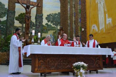 Encerramento das Novenas em louvor a Sant´Ana foi presidida pelo Bispo Dom Amilton